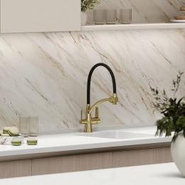 Смеситель для кухни Sancos Eri SC4001ZG Полированное золото Черный
